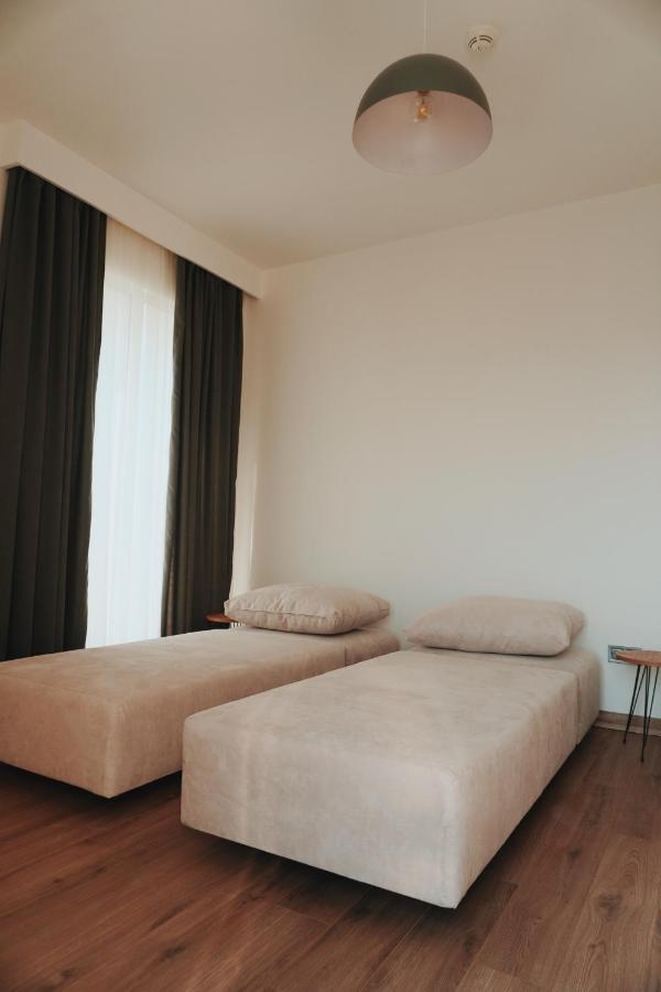 Merdz Spa & Fitness Sky Apartment Skopje Extérieur photo