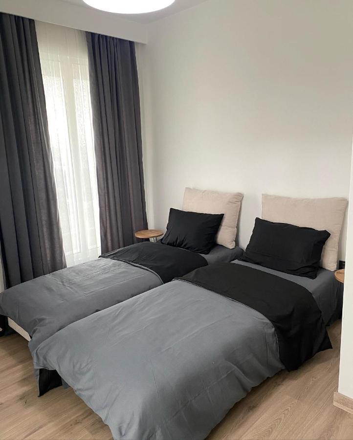 Merdz Spa & Fitness Sky Apartment Skopje Extérieur photo