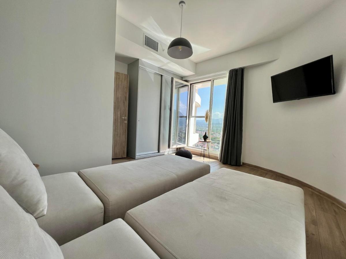 Merdz Spa & Fitness Sky Apartment Skopje Extérieur photo